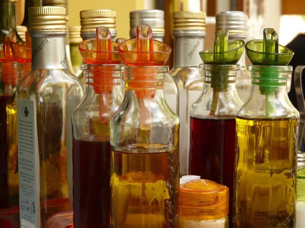 bottle, bottles, vinegar, oil, still life, vinegar, vinegar, vinegar, vinegar, vinegar
